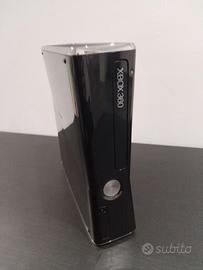 XBOX 360 S (Slim)