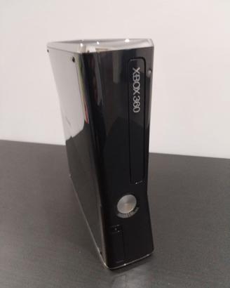 XBOX 360 S (Slim)