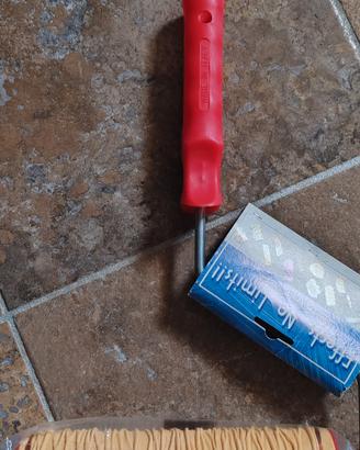 Rullo tampone per applicazione finiture decorative