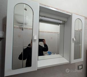 Specchio bagno con armadietto 