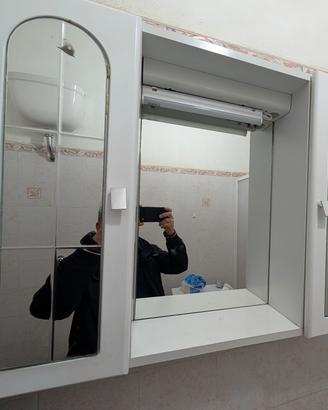 Specchio bagno con armadietto 