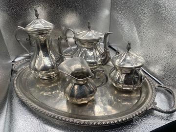 Servizio Tè e Caffè Vintage in PELTRO 95% Battuto