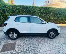 VOLKSWAGEN T-Cross - 1,6 diesel - Autocarro N1