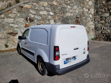 Citroen berlingo passo lungo