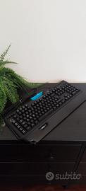 Tastiera Logitech+ mouse Corsair 