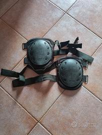 ginocchiere protettive tattiche SBB
