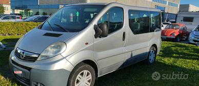 OPEL Vivaro 27 2.0 CDTI 120CV PC-TN Combi 9 post