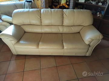 Divano 3 posti simil pelle