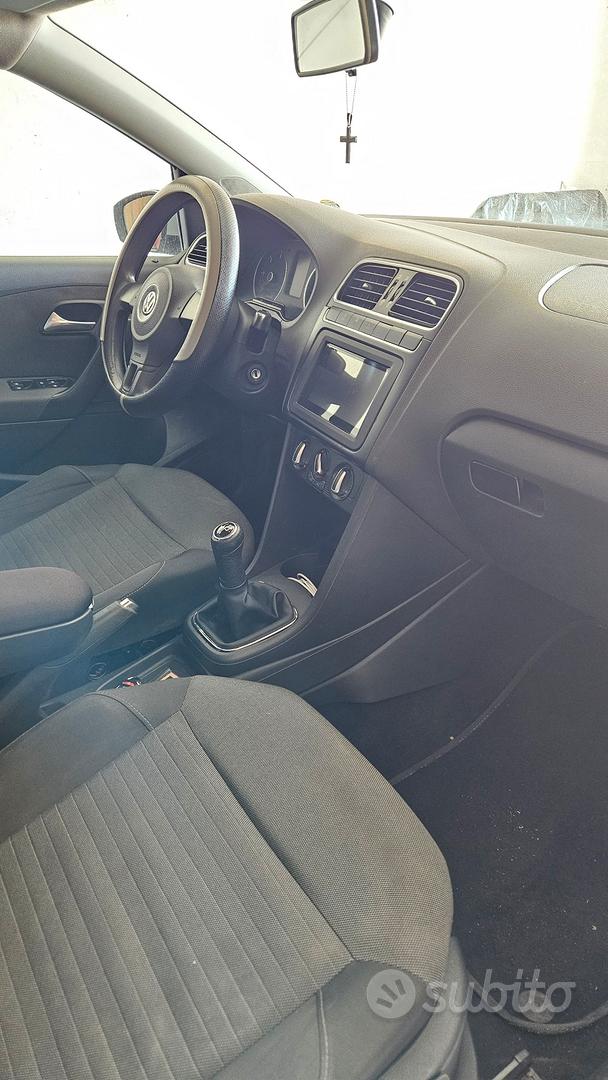 Volkswagen Polo 2009 photo 4
