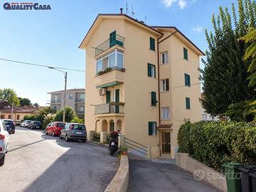 TRILOCALE CON BALCONE ZONA GRAZIE DI ANCONA