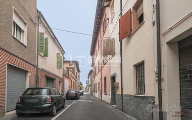 BILOCALE SENZA SPESE CONDOMINIALI RISTRUTTURATO NE