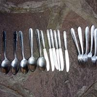 Serviti posate acciaio inox ricamati