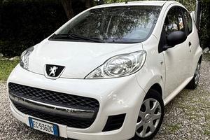 Peugeot 107 2011