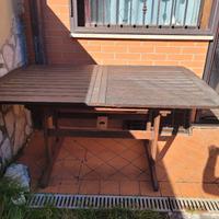 Tavolo da giardino