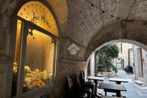 2 LOCALI A BARI