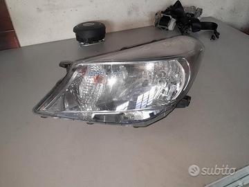 Faro - Fanale Sinistro Sx Per Toyota Yaris 2016