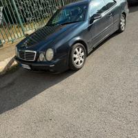 Mercedes clk2000