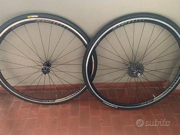 Coppia ruote bici corsa DT Swiss 4.0