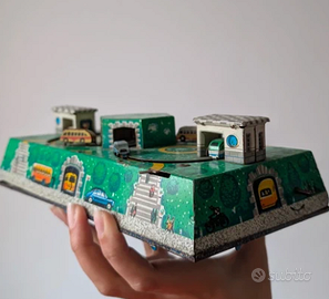 Giocattolo antico di latta