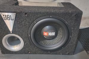 subwoofer jbl 1.600 watts 