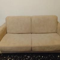 2 divani letto e una poltrona