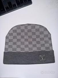 cappello lv grigio