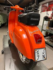 Porta targa quadrato vespa 50