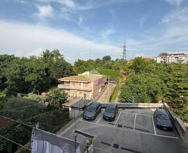 3 LOCALI A NAPOLI