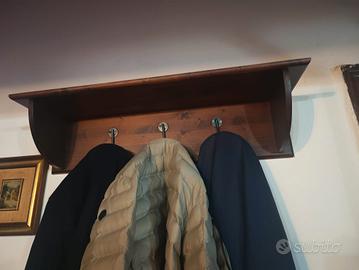 Appendiabiti in legno 