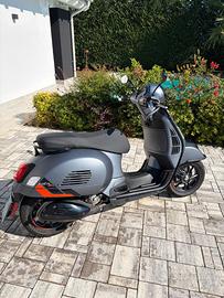VESPA 310 GTS HPE 2025