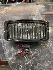 Ricambi auto d’epoca: Fanali