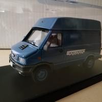 Modellino iveco daily polizia passo corto old cars