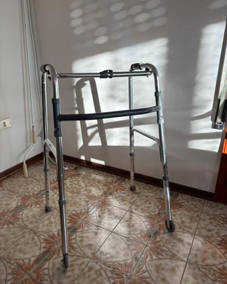 Deambulatore - girello per anziani