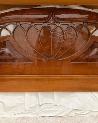 Struttura letto matrimoniale in legno
