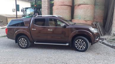 Nissan navara np300