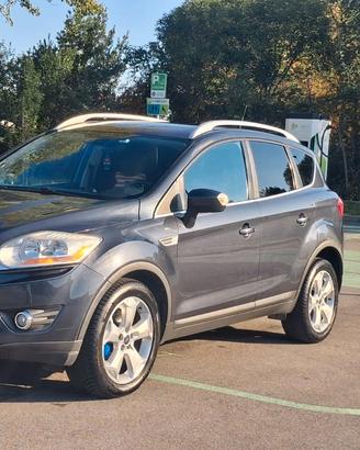 🚘FORD KUGA STREPITOSA A 6 MARCE 🚘