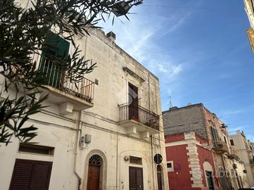 CASA INDIPENDENTE A POLIGNANO A MARE