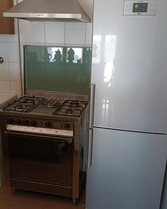 cucina a gas a 4 fuochi e 1 elettrico marca Lofra