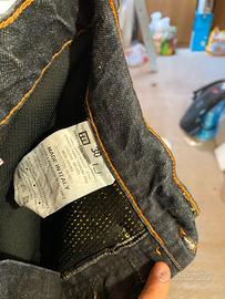 Pantaloni moto