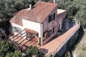 Villa singola Finale Ligure [Cod. rif 0040VRG]