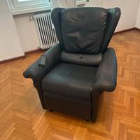 Poltrona elettrica per anziani
