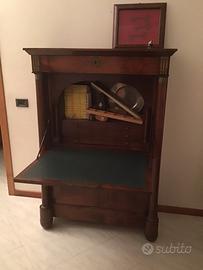 Secretaire stile 800