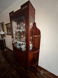Credenza antica 900