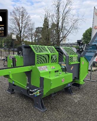 ADELUX 800 con ascia a 2, 4 e 6 spacchi