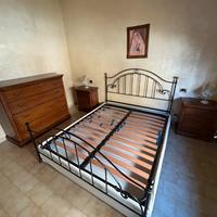 Camera da letto stile country