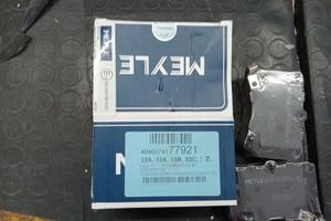 Ricambi Mazda 323/ Kia Rio Pattini per freni Meyle