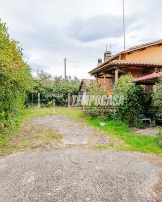VILLA UNIFAMILIARE CON 500 MQ DI GIARDINO E BOX DO