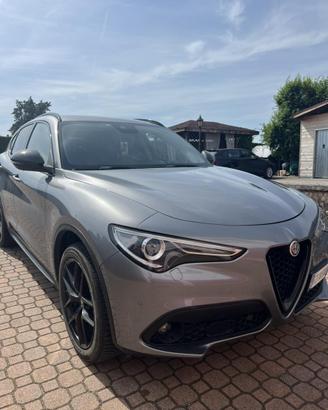 Alfa Romeo Stelvio Q4