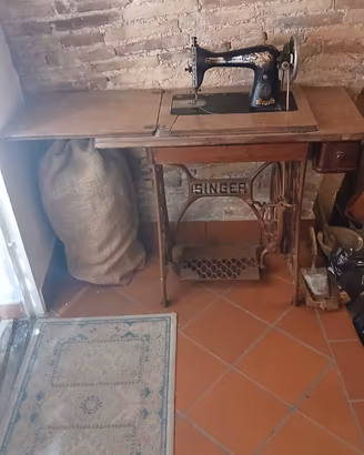 Antica macchina da cucire