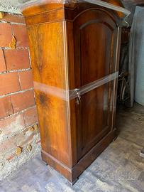 Armadio grande legno